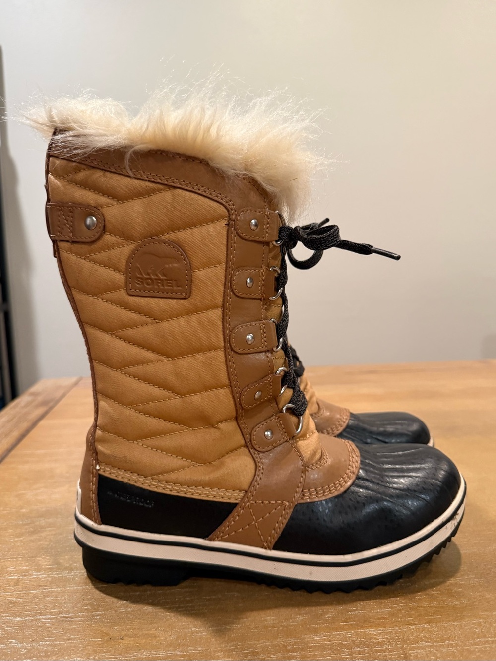 SOREL Tofino Youth Winter Boot Coated Canvas Waterproof Tan/Blk US 6 EU 38 UK 5